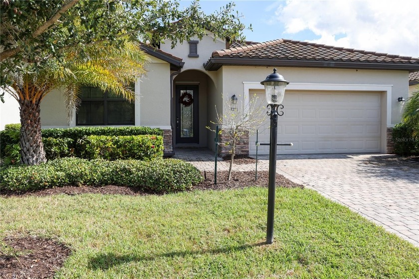 Welcome Home to Polo Run! 

Get ready to fall in love the - Beach Home for sale in Lakewood Ranch, Florida on Beachhouse.com