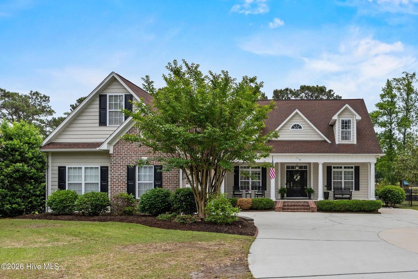 Thoughtfully Renovated. Perfectly Positionedpletely - Beach Home for sale in Hampstead, North Carolina on Beachhouse.com