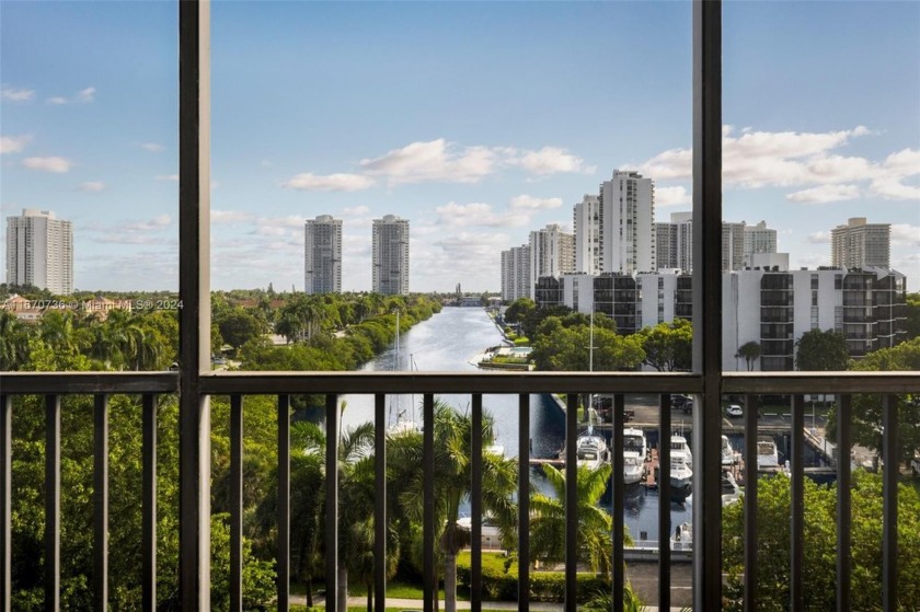 Exceptional corner unit boasting spectacular water and golf - Beach Condo for sale in Aventura, Florida on Beachhouse.com