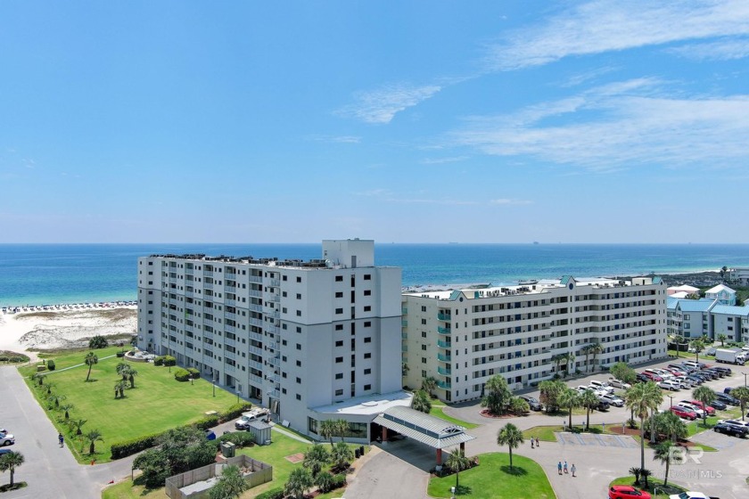 This beautifully updated penthouse unit has a spectacular view - Beach Home for sale in Gulf Shores, Alabama on Beachhouse.com