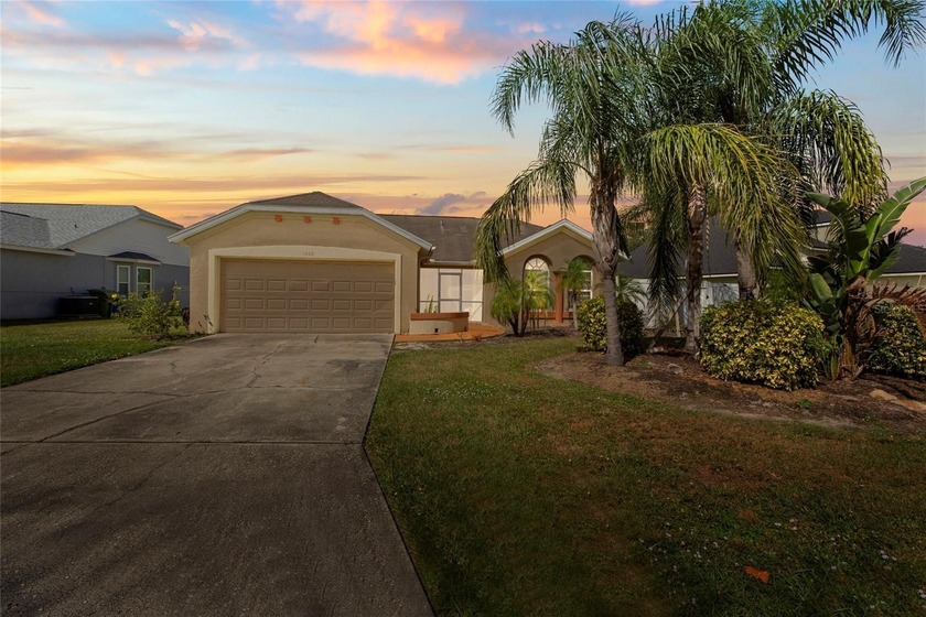 Under contract-accepting backup offers. Don't miss this - Beach Home for sale in Bradenton, Florida on Beachhouse.com