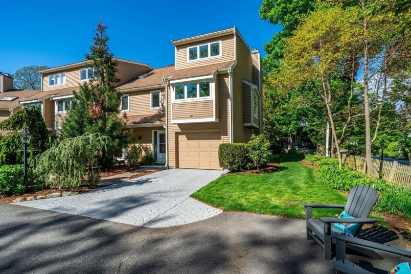 SATURDAY OPEN HOUSE CANCELLED - ACCEPTED OFFER. Step inside to - Beach Condo for sale in Plymouth, Massachusetts on Beachhouse.com