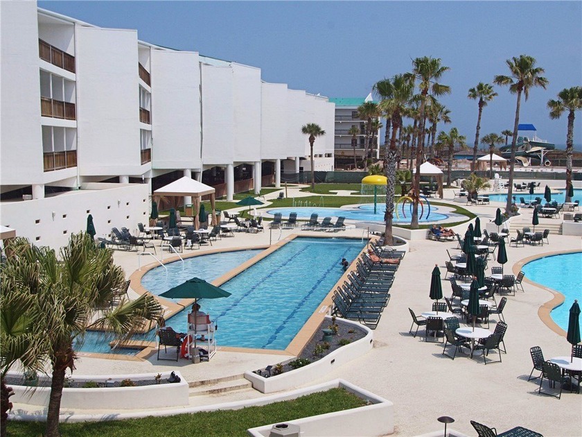 SELLER HAS PAID THE SPECIAL ASSESSMENT IN FULL! Top floor deluxe - Beach Condo for sale in Port Aransas, Texas on Beachhouse.com