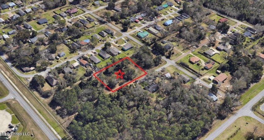 Investors, seize the opportunity! Four vacant lots are up for - Beach Lot for sale in Gulfport, Mississippi on Beachhouse.com