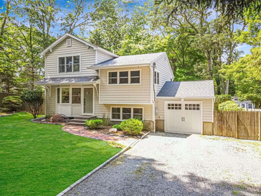 Welcome to 116 Quaker Path, Stony Brook, NY. This renovated - Beach Home for sale in Stony Brook, New York on Beachhouse.com