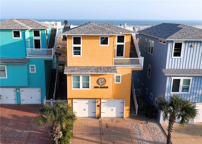 Welcome to Sol Mates, a 4-bedroom, 3.5-bath detached condo with - Beach Condo for sale in Port Aransas, Texas on Beachhouse.com