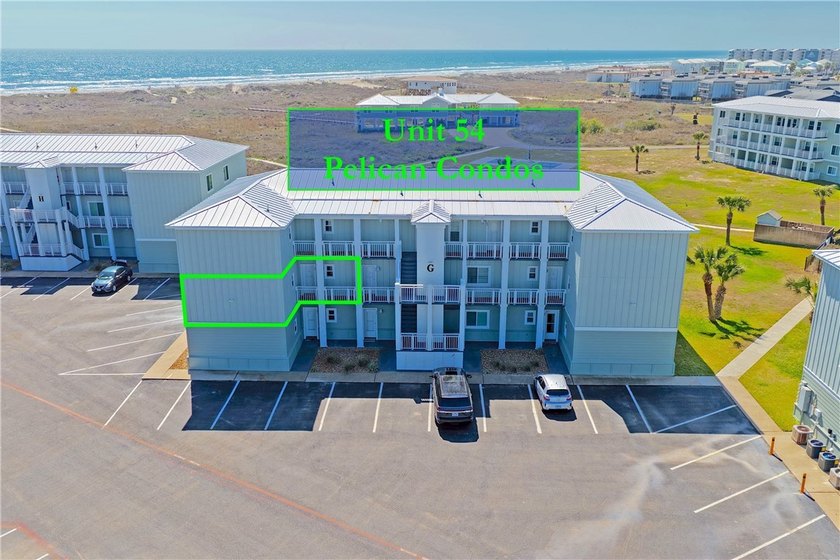 Gulf views, designer finish-out & beachfront ease-this - Beach Condo for sale in Port Aransas, Texas on Beachhouse.com