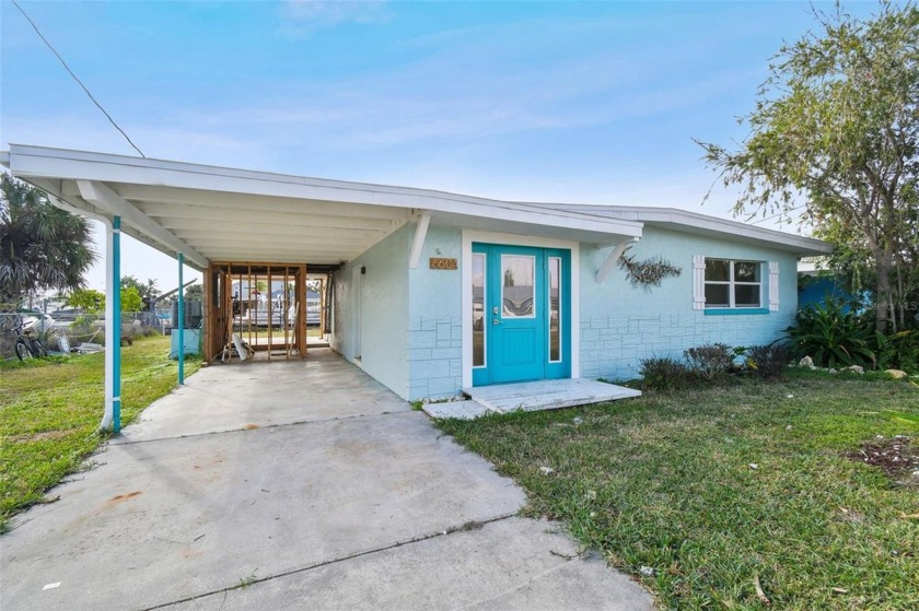 UNIQUE OPPORTUNITY for INVESTORS and VISIONARIES looking for - Beach Home for sale in Hudson, Florida on Beachhouse.com