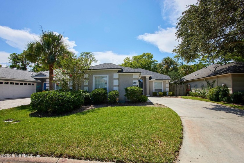 JUST REDUCED, CHECK OUT THIS GREAT OPPORTUNITY
Seize the chance - Beach Home for sale in Atlantic Beach, Florida on Beachhouse.com