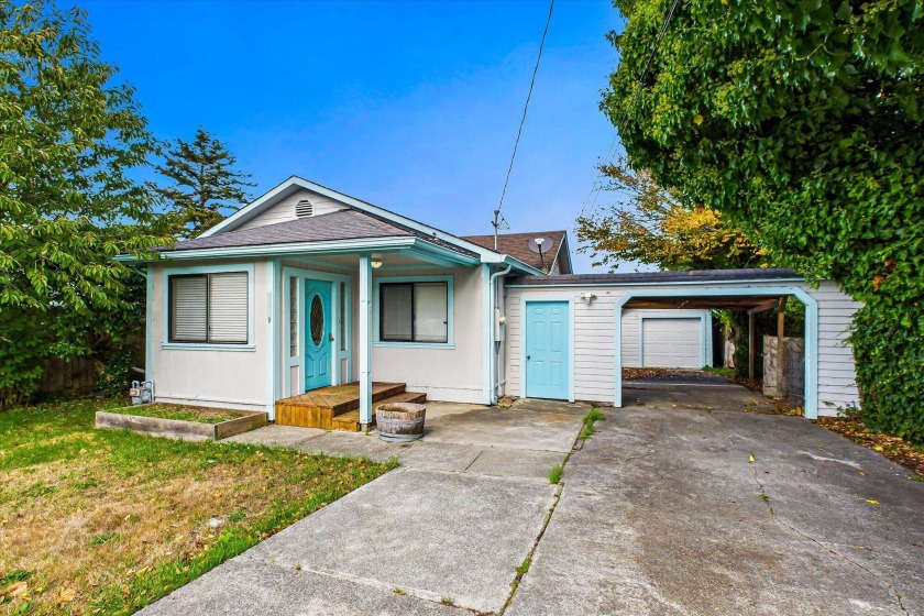 Welcome to this inviting 3-bedroom, 2-bath bungalow in the heart - Beach Home for sale in Eureka, California on Beachhouse.com