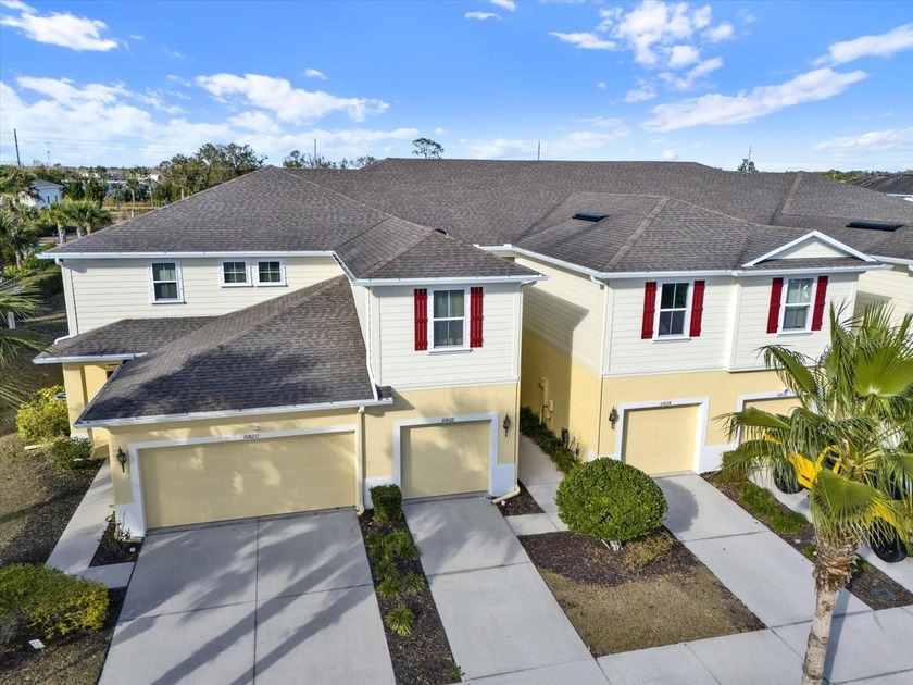 Welcome home to 10822 Verawood Drive in beautiful Riverview - Beach Townhome/Townhouse for sale in Riverview, Florida on Beachhouse.com