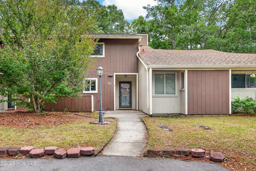 Welcome to 97 Quarterdeck -- a charming, well-maintained - Beach Townhome/Townhouse for sale in New Bern, North Carolina on Beachhouse.com