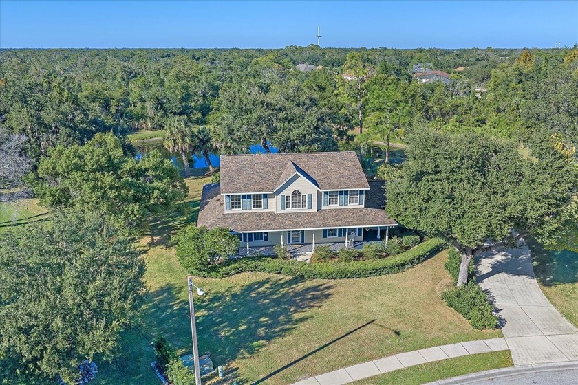 WELCOME HOME to this beautifully updated home offering space - Beach Home for sale in Bradenton, Florida on Beachhouse.com