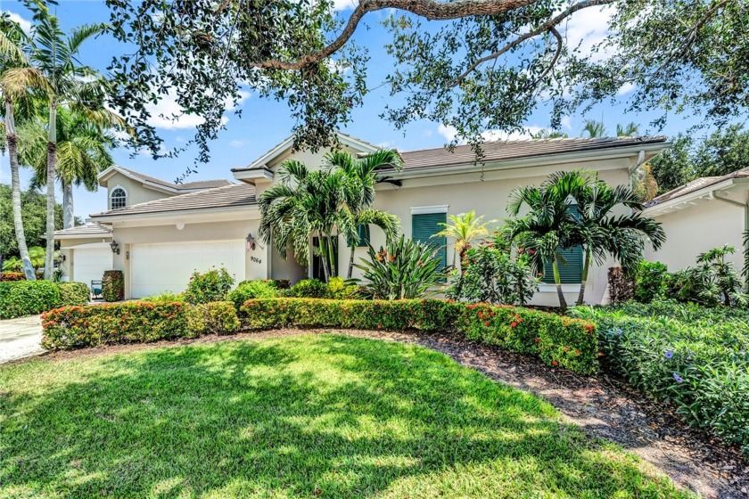 Experience elegance and comfort in this courtyard pool home. The - Beach Home for sale in Vero Beach, Florida on Beachhouse.com