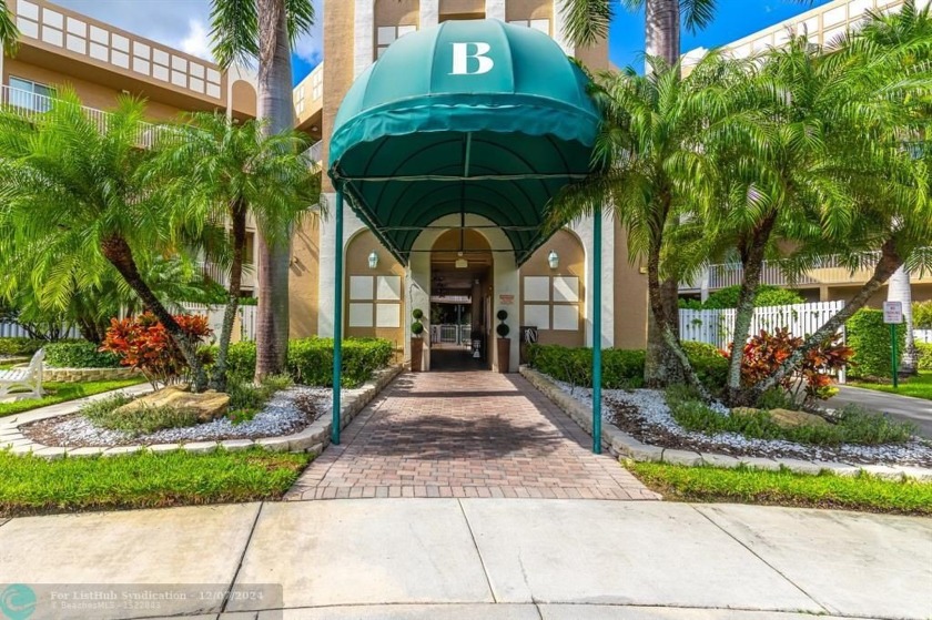 2/2 Elegant Claridge floor plan in prestigious Southampton - Beach Condo for sale in Tamarac, Florida on Beachhouse.com