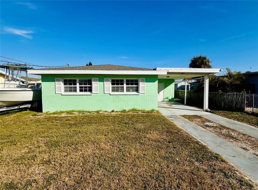 Tucked away at the end of a peaceful street, this 2-bedroom - Beach Home for sale in Hudson, Florida on Beachhouse.com