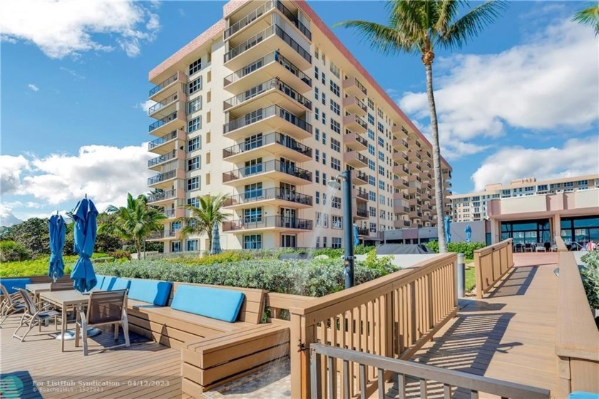 HERE IS YOUR CHANCE TO LIVE IN PARADISE ON THE OCEAN. 8 FLOOR - Beach Condo for sale in Hillsboro Beach, Florida on Beachhouse.com