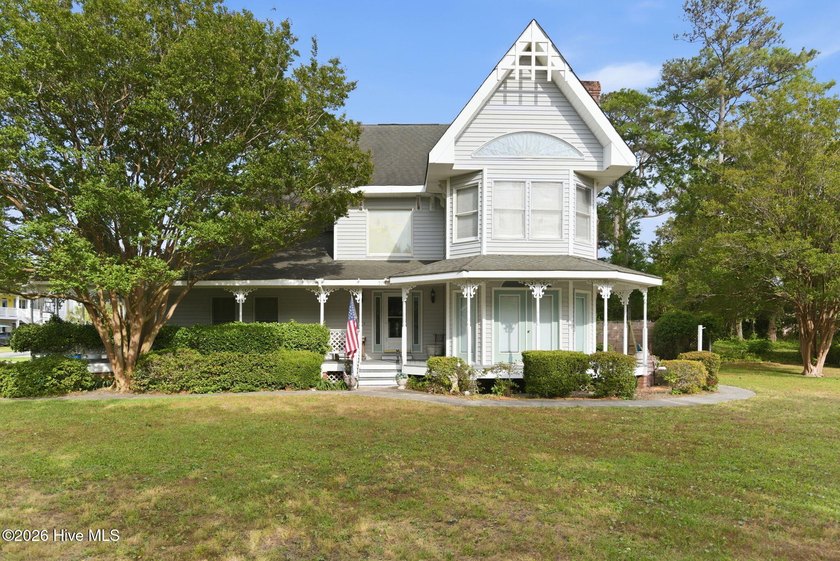 Charming 3-bedroom, 2.5-bath Victorian style home located in the - Beach Home for sale in Carolina Beach, North Carolina on Beachhouse.com