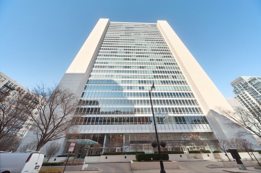 Magnificent one of a kind 2 bed + den, 2.1 bath Penthouse at the - Beach Condo for sale in Chicago, Illinois on Beachhouse.com