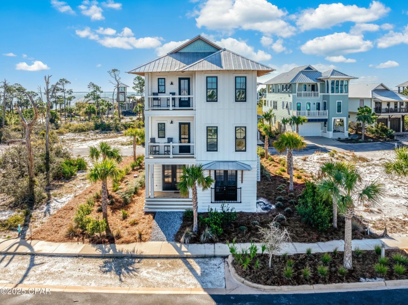 Luxury 5 bedroom, 4.5 bath home with 8-foot solid doors, 10-foot - Beach Home for sale in Port St Joe, Florida on Beachhouse.com