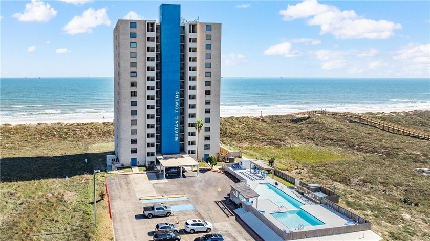 Priced to sell, this gorgeous resort style three bedroom two and - Beach Condo for sale in Port Aransas, Texas on Beachhouse.com