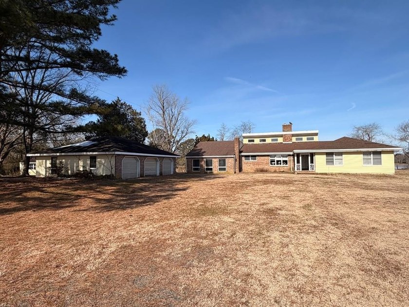 Beautiful 2.75-acre waterfront property with stunning views - Beach Home for sale in Onancock, Virginia on Beachhouse.com