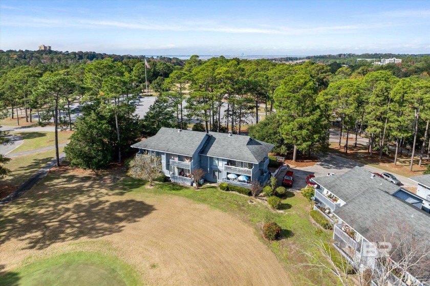 Golfers Dream... Walk through the front door and you're looking - Beach Home for sale in Daphne, Alabama on Beachhouse.com