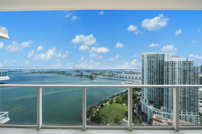 This 3-bedroom, 3-bath apartment offers LUXURY LIVING at its - Beach Condo for sale in Miami, Florida on Beachhouse.com