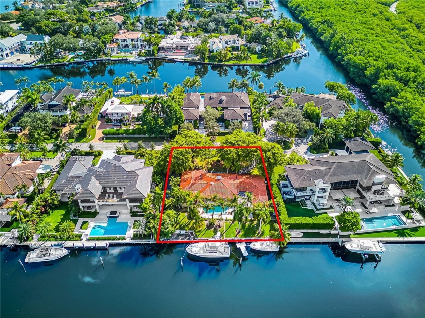 Welcome to the exclusive private and gaurded community of Old - Beach Home for sale in Coral Gables, Florida on Beachhouse.com