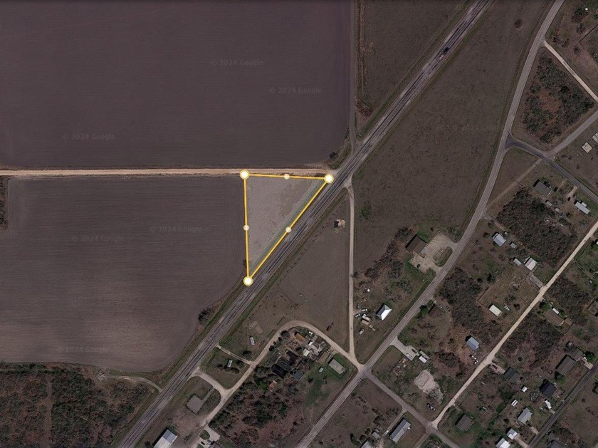 This 1-acre lot offers great visibility and easy access, making - Beach Lot for sale in Bayside, Texas on Beachhouse.com