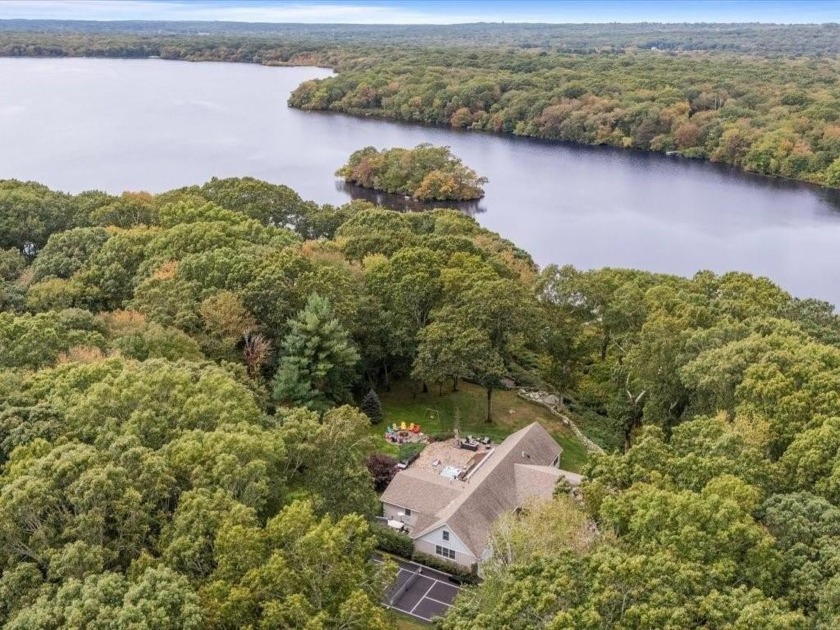 Welcome to your stunning, stress-free coastal dream home! This - Beach Home for sale in South Kingston, Rhode Island on Beachhouse.com