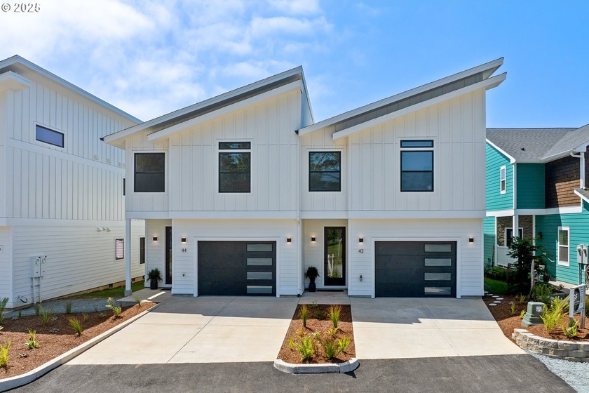 Simply Stunning Brand New Duplex, located next to Lake Marie & a - Beach Home for sale in Rockaway Beach, Oregon on Beachhouse.com