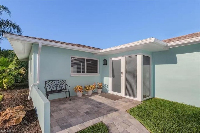 Welcome to your waterfront retreat in the heart of Cape Coral! - Beach Home for sale in Cape Coral, Florida on Beachhouse.com