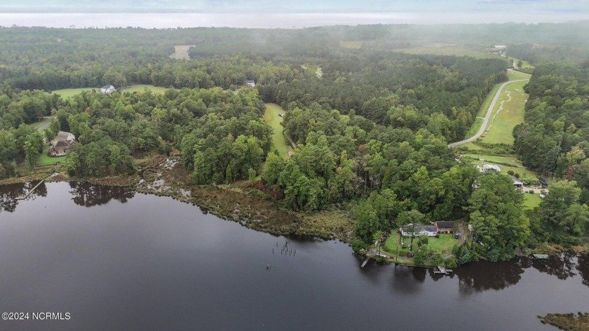 Waterfront acreage par excellence with SUBDIVISION POTENTIAL! - Beach Home for sale in Grantsboro, North Carolina on Beachhouse.com