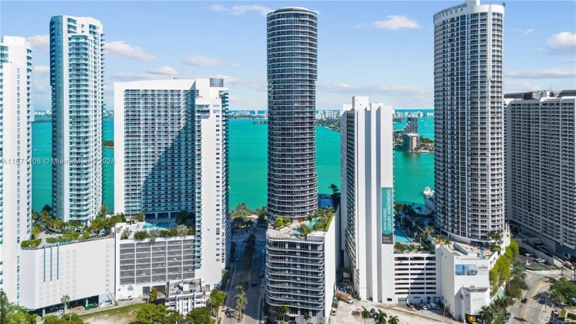 **This is the Best-Priced 3-Bedroom Unit with Direct Bay Views - Beach Condo for sale in Miami, Florida on Beachhouse.com