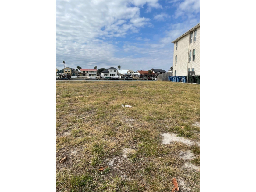 Experience living on waterfront property where the sky is the - Beach Lot for sale in Corpus Christi, Texas on Beachhouse.com