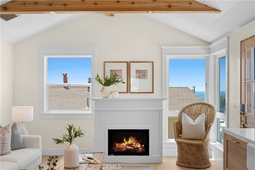 Nestled in the vibrant heart of South Laguna Beach, just a short - Beach Townhome/Townhouse for sale in Laguna Beach, California on Beachhouse.com