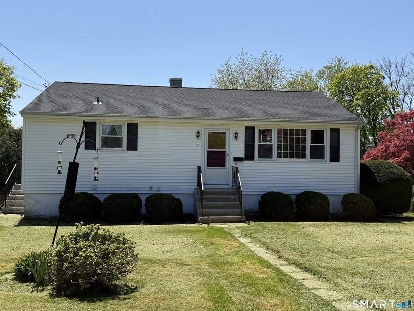 Hurry to view this hidden gem, which is just a short walk to - Beach Home for sale in Stamford, Connecticut on Beachhouse.com