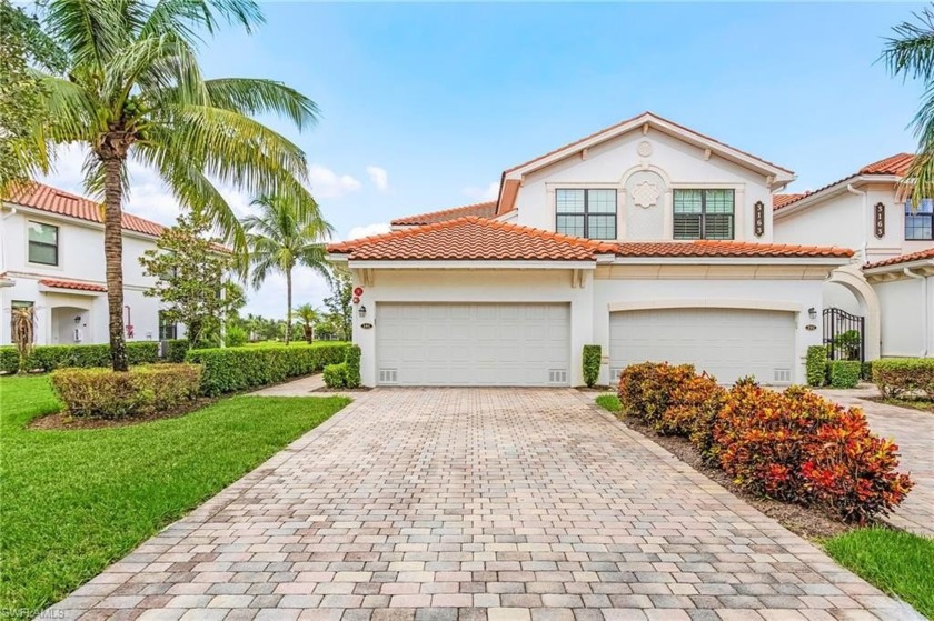 Stunning turnkey coach home featuring three bedrooms, two baths - Beach Home for sale in Naples, Florida on Beachhouse.com