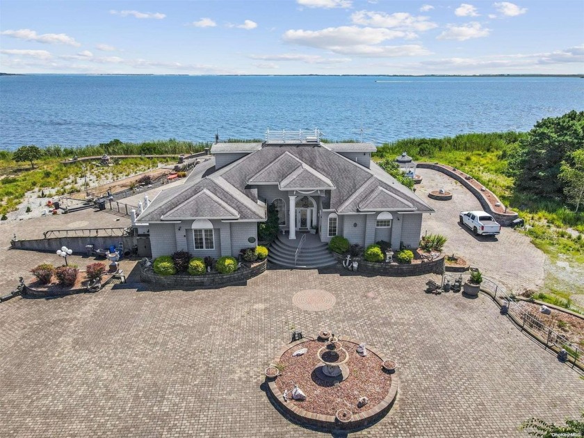 ******Experience the ultimate in serene waterfront - Beach Home for sale in Center Moriches, New York on Beachhouse.com