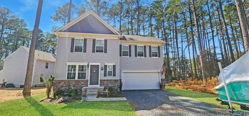 Like-new construction completed in 2022, this beautifully - Beach Home for sale in Greenbackville, Virginia on Beachhouse.com