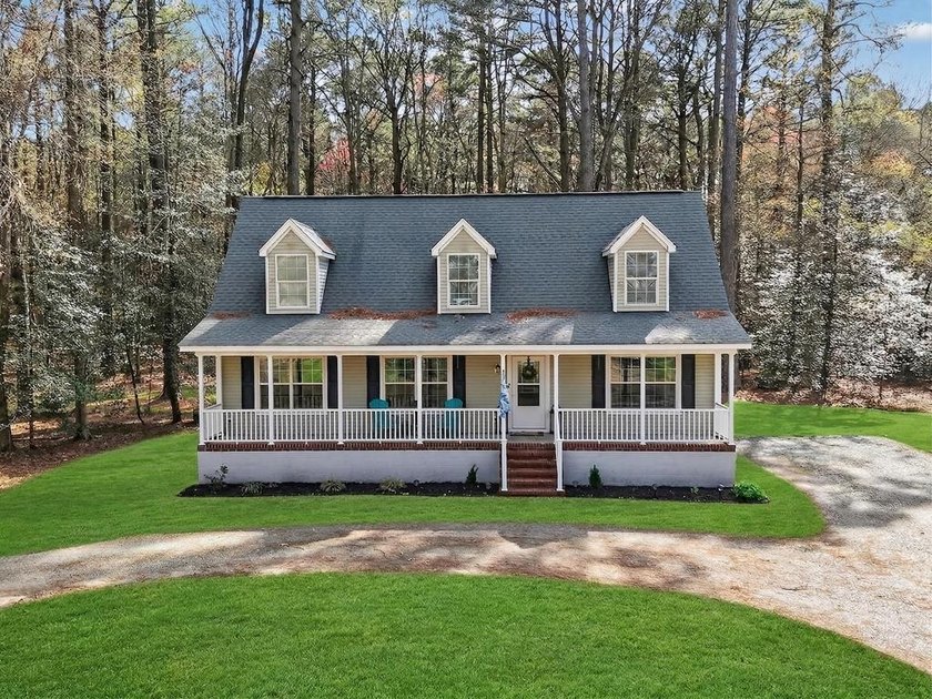 Welcome to your peaceful Eastern Shore retreat in Taylor Creek - Beach Home for sale in Pungoteague, Virginia on Beachhouse.com