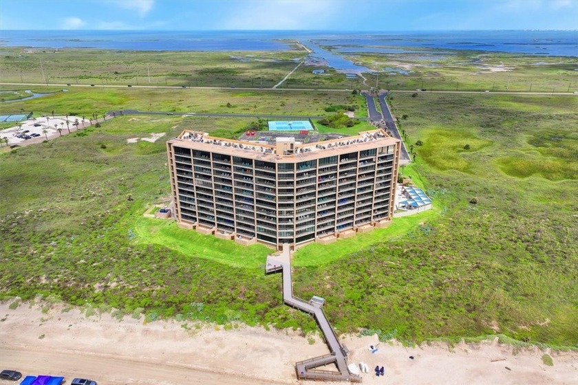 Sun, sand, and front-row Gulf views... Positioned between Port - Beach Condo for sale in Port Aransas, Texas on Beachhouse.com