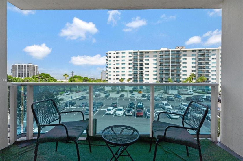 Best VALUE in the building! 2-bedroom, 1-bathroom condo offers a - Beach Condo for sale in North Bay Village, Florida on Beachhouse.com