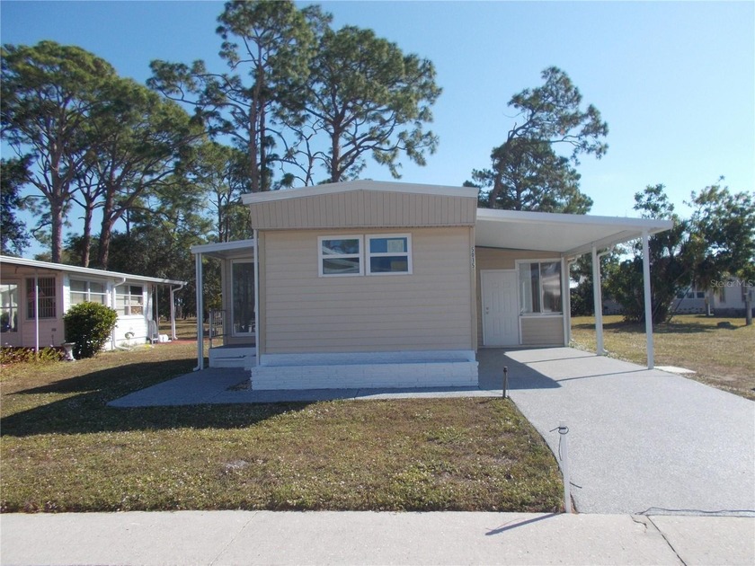 Welcome to 5015 Palena Blvd.  This is a 2-bedroom, 1 bath home - Beach Home for sale in North Port, Florida on Beachhouse.com
