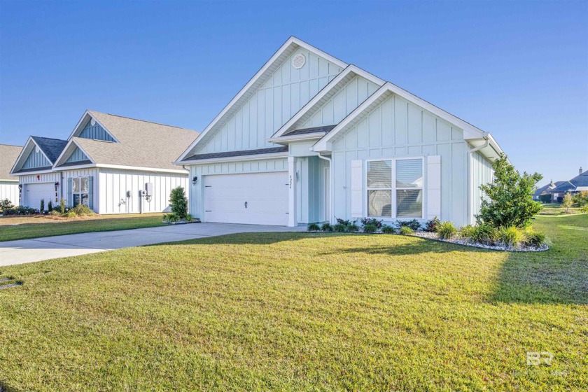 Welcome to the sought-after 55+ community of The Village at - Beach Home for sale in Gulf Shores, Alabama on Beachhouse.com