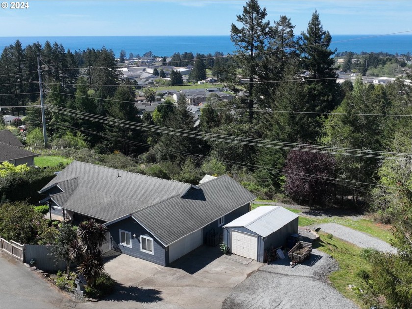 This fantastic Oceanview home offers the epitome of single-level - Beach Home for sale in Brookings, Oregon on Beachhouse.com