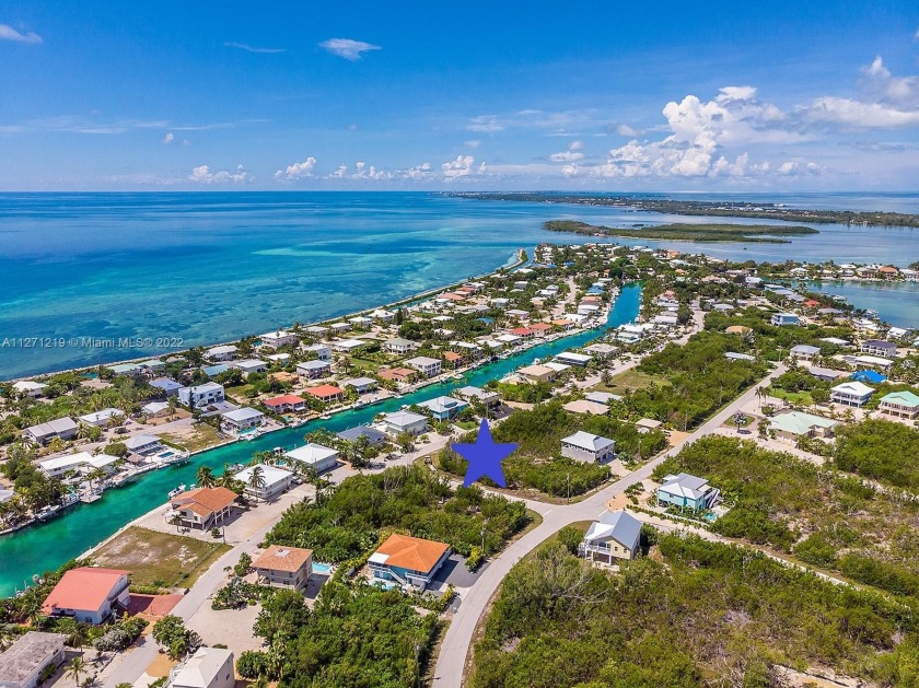 Seller motivated for this large lot on exclusive Duck Key FL - Beach Lot for sale in Marathon, Florida on Beachhouse.com