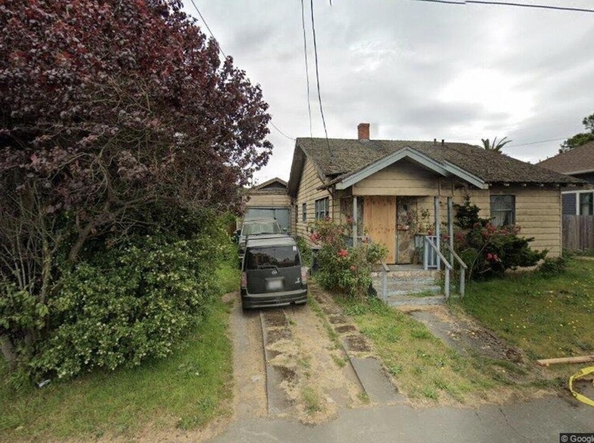 Home is being sold as-is All utilities are present but currently - Beach Home for sale in Eureka, California on Beachhouse.com