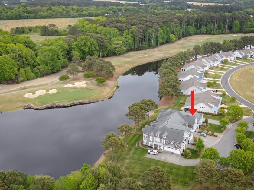 Tucked away on a quiet cul-de-sac this condo is priced to sell! - Beach Condo for sale in Cape Charles, Virginia on Beachhouse.com